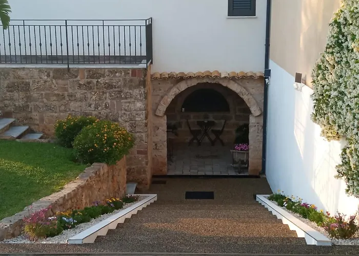 Casa Di Lele بيت ضيافة كاريني